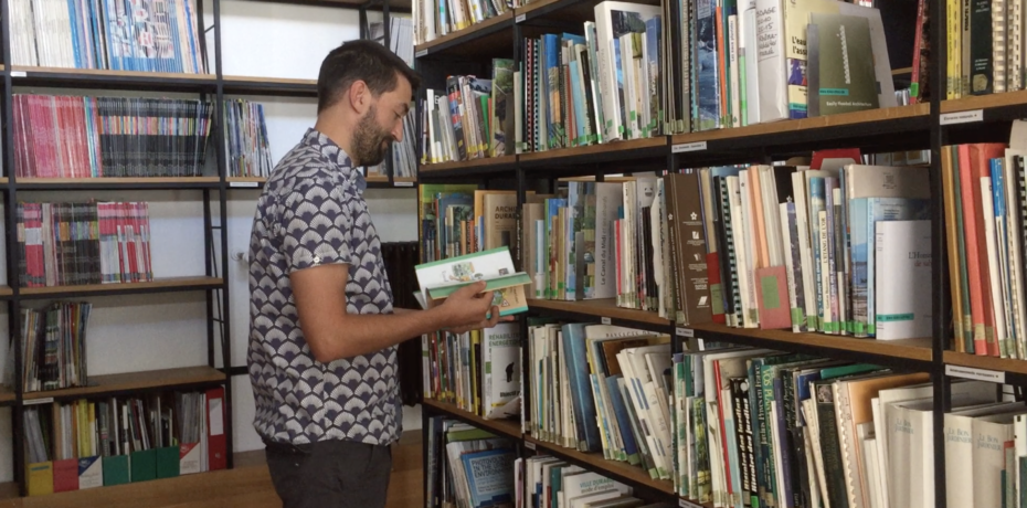 Emprunter au centre de ressources du CAUE 34